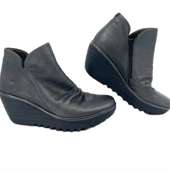 Fly London Gray Metallic Comfort Wedge Booties | Size 39EU - Picture 1 of 8